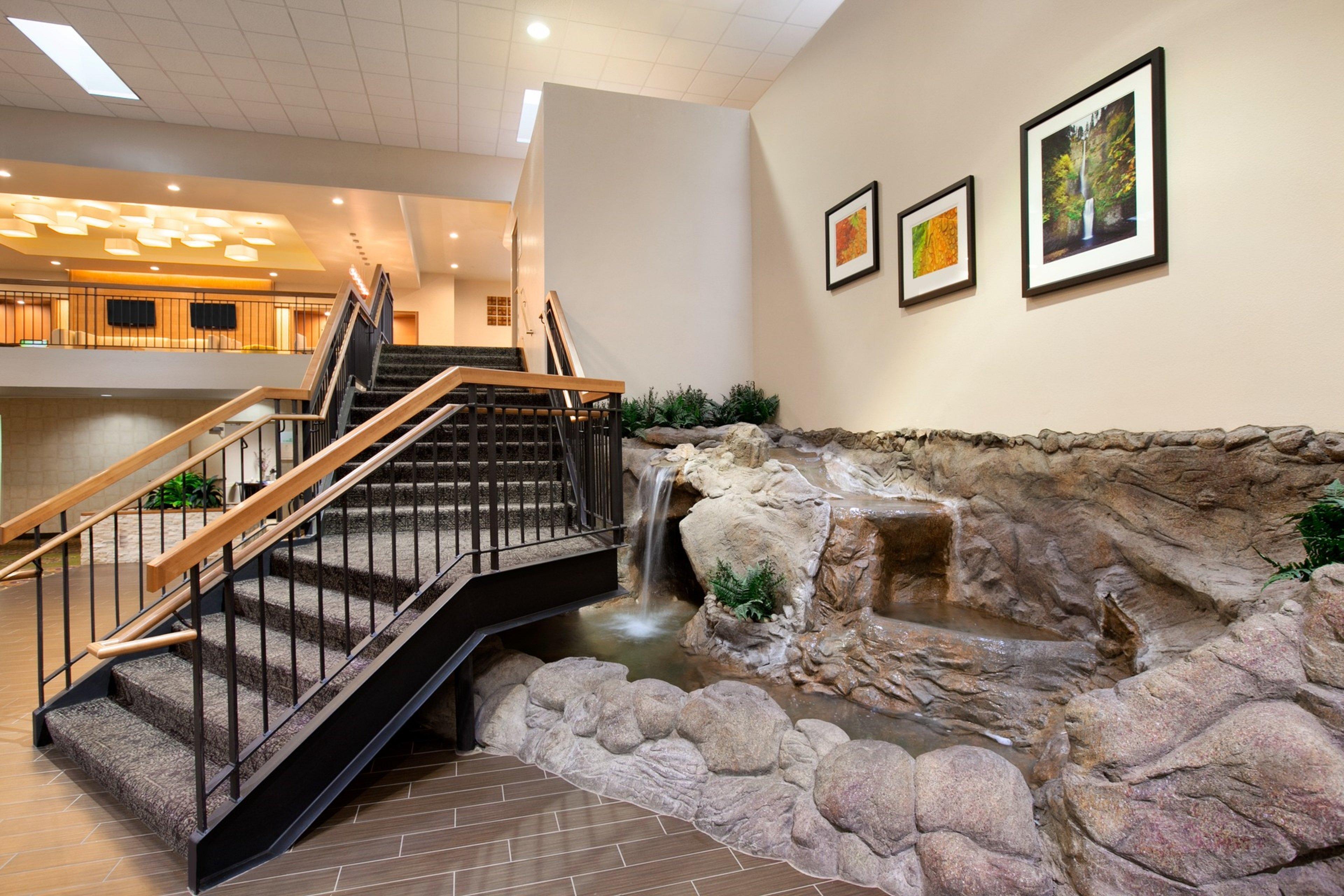 Holiday Inn Portland-Airport I-205 By Ihg Exterior foto